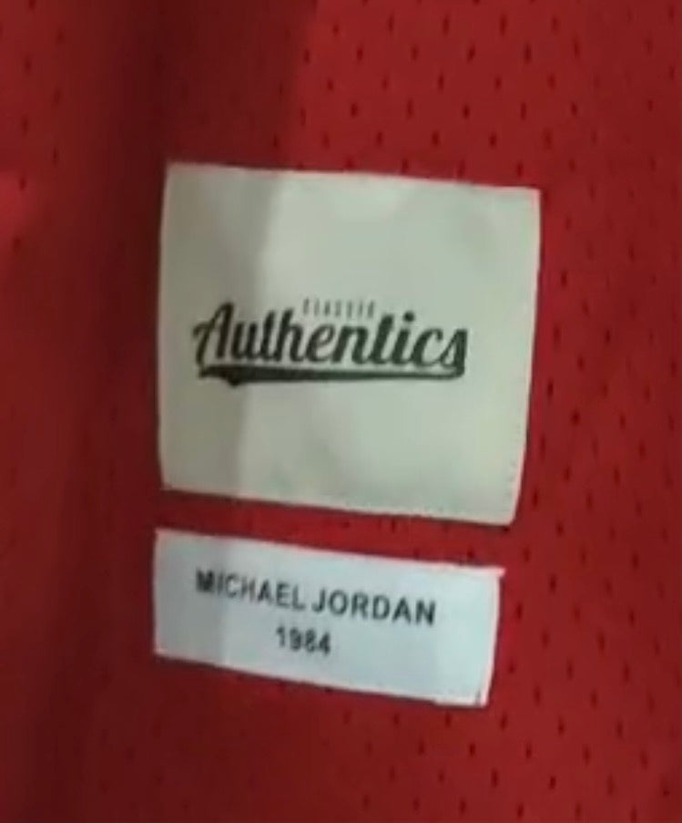 Michael Jordan YOUTH Chicago Bulls Jersey Classic Authentics product image 3