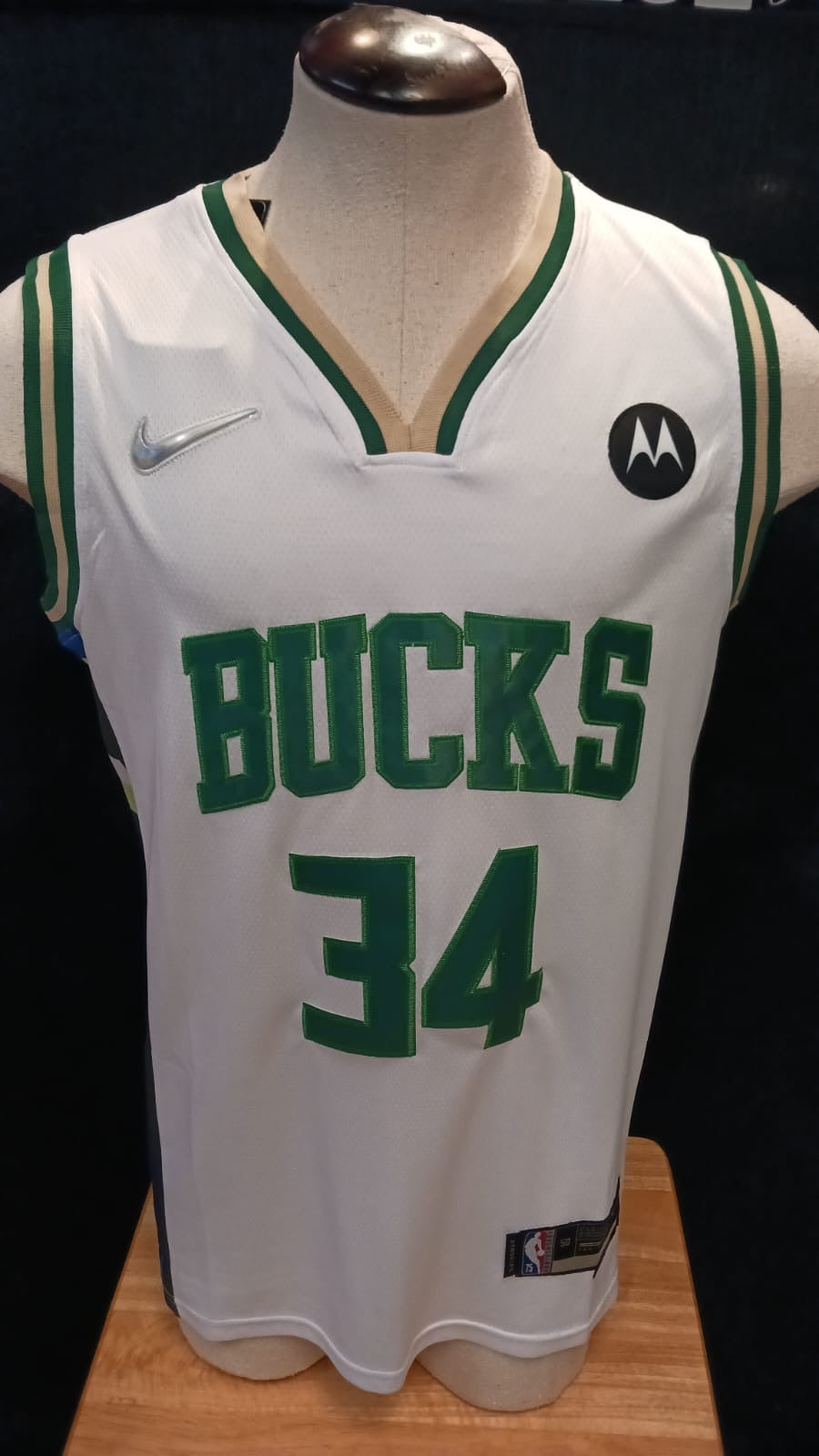 Giannis Antetokounmpo Milwaukee Bucks Official NBA Nike product image 2
