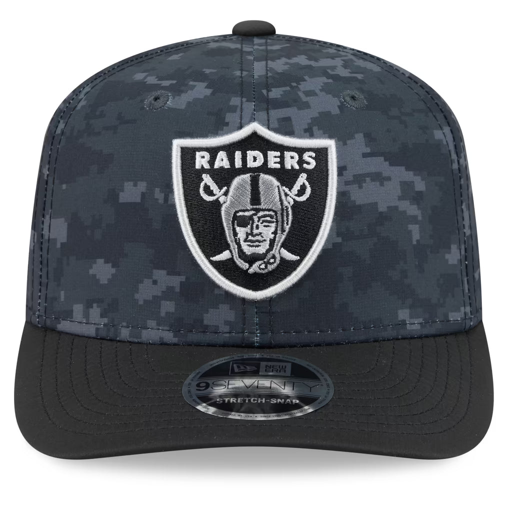 New Era Las Vegas Raiders 2026 Salute to Service 9SEVENTY Stretch-Snap Hat product image 2, provided for visual reference