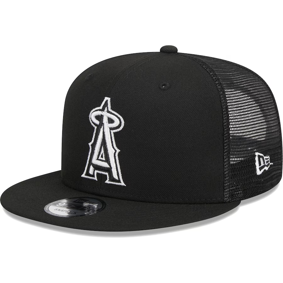 New Era Los Angeles Angels Trucker 9FIFTY Snapback Hat-Black/White product image 1, provided for visual reference and