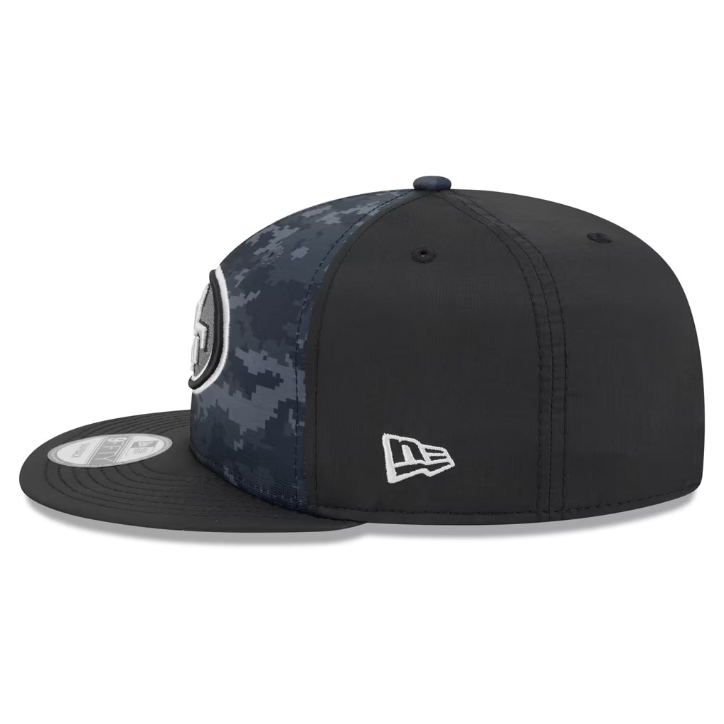 New Era San Francisco 49ers 2026 Salute to Service 9FIFTY Snapback Hat product image 4, provided for visual reference and