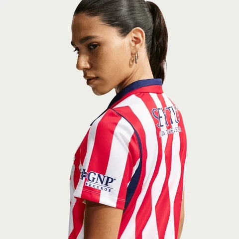Nike Women C.D. Guadalajara Stadium Home Dri-FIT Soccer Replica Jersey 26/27 product image 3, provided for visual reference